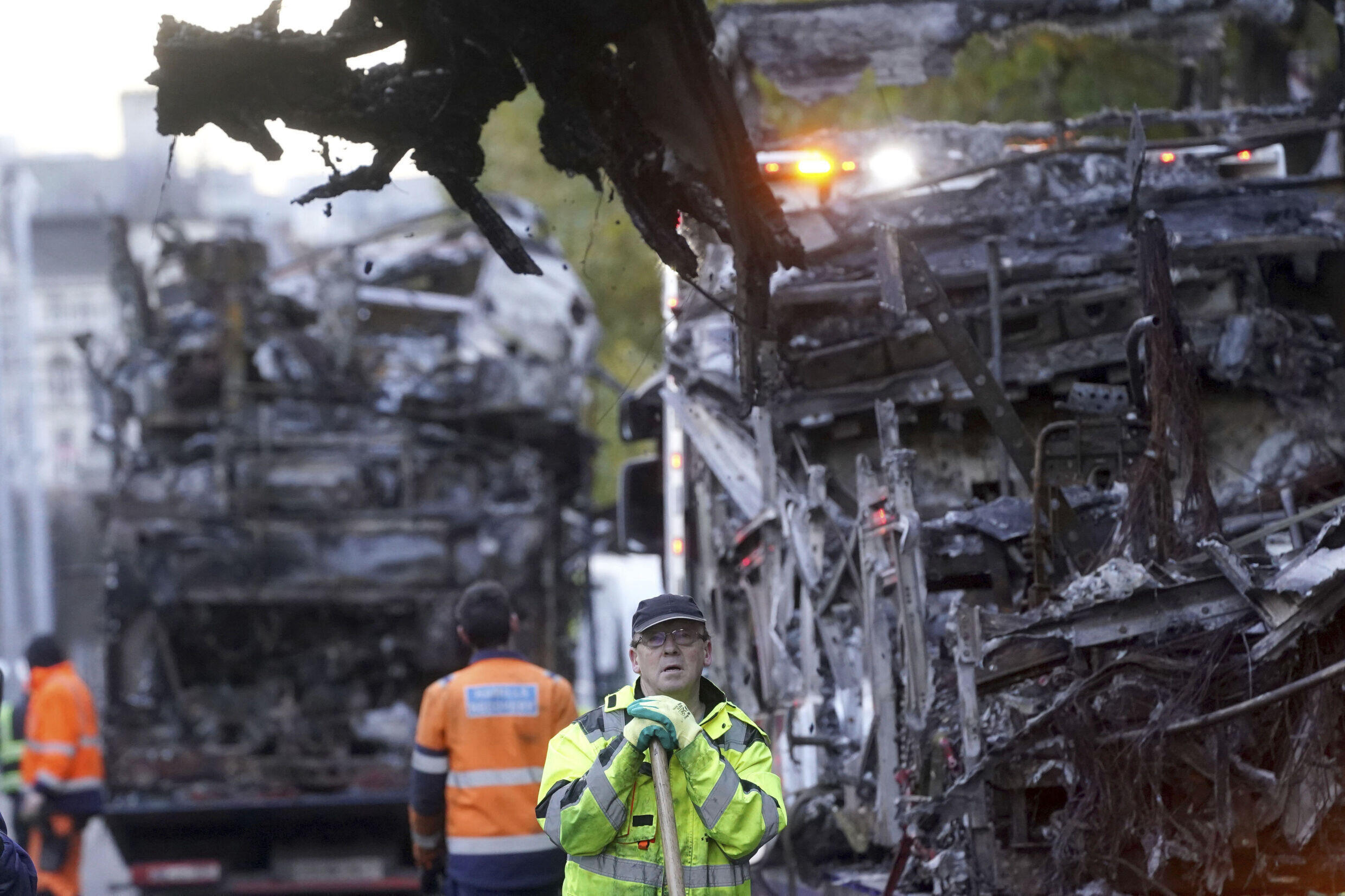 Un aperçu des dégâts, ce vendredi 24 novembre à Dublin, où les transports publics ont notamment été pris pour cible jeudi soir.